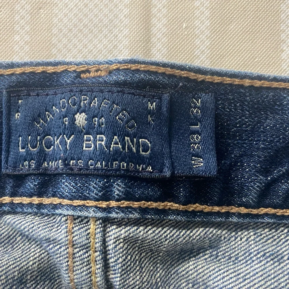 Lucky Brand Dark Blue 221 Original Straight Jeans 38x32